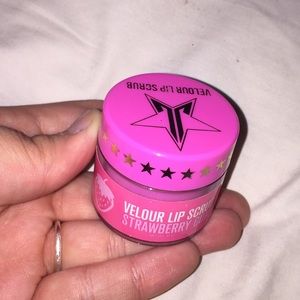 Jeffree Star - Strawberry Gum Lip Scrub